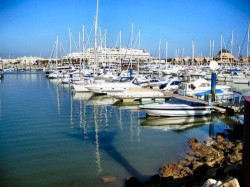 Vilamoura - Algarve by Ronald Saunders @Wikimedia.org