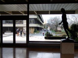 Lisbon - Calouste Gulbenkian Museum by Leon Petrosyan @Wikimedia.org