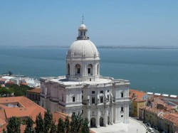 Lisbon - National Pantheon - Santa Engracia Church by Van Gore @Wikimedia.org